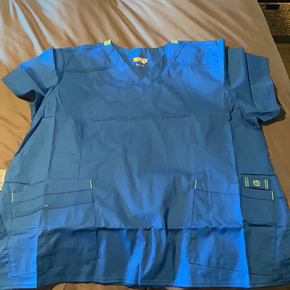 WonderWink WonderFlex Scrub top